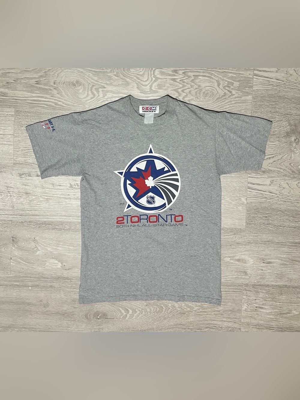 Vintage 2000 NHL Allstar Game Toronto Men’s Graphic T-Shirt